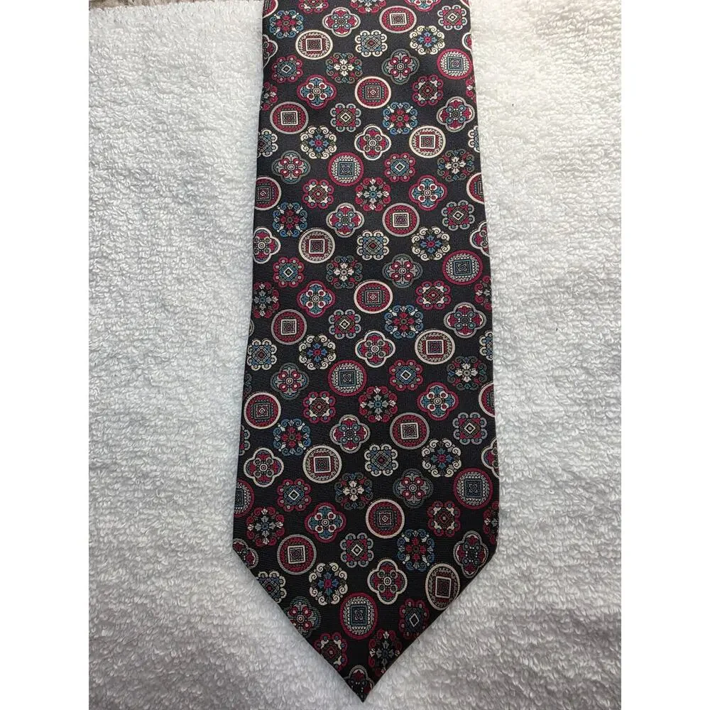 Oscar de la Renta black silk tie with classic multicolor medallion print - 63